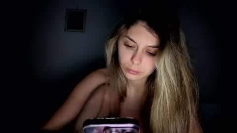 renee_loah online show from July 24, 8:49 pm
