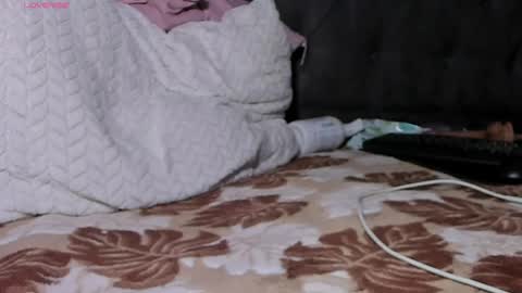 reyna77 online show from May 22, 8:29 pm