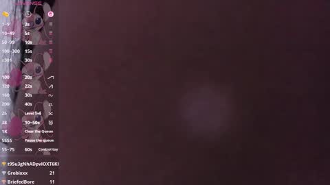 Snapshot of reyna77 chatting on September 10, 4:40 pm reyna77 online show from September 10, 4:40 pm