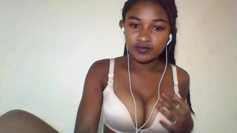 rhoanna online show from June 1, 2:08 pm