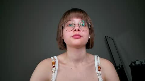 Luna online show from May 23, 6:50 pm