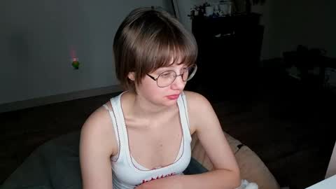 Luna online show from May 29, 7:01 pm