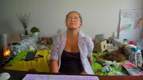 Anna - not anna - right Anna  online show from October 21, 12:31 pm