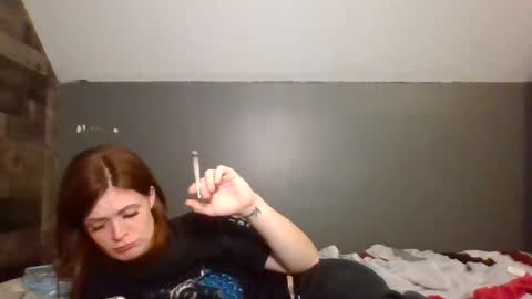 ridinghoodred online show from August 6, 4:08 am