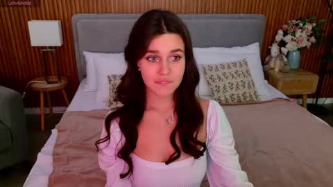 Rihanna online show from October 6, 5:51 pm