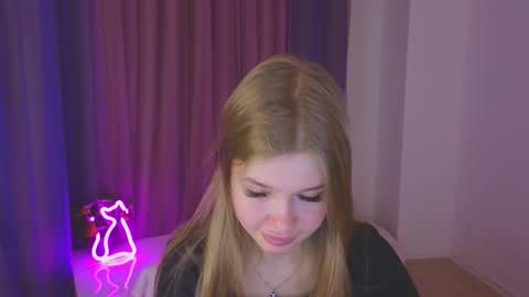 Snapshot of riinaaa chatting on October 4, 9:08 pm Rina online show from October 4, 9:08 pm