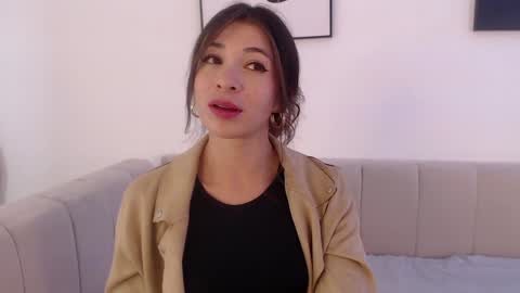 Snapshot of riley_bensongh chatting on January 28, 8:15 pm Riley online show from January 28, 8:15 pm