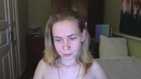 Riley Roo online show from February 4, 6:17 pm