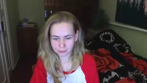 Riley Roo online show from December 22, 6:48 pm