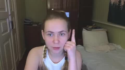 Riley Roo online show from February 18, 5:33 pm