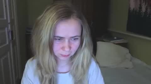 Riley Roo online show from February 11, 5:40 pm