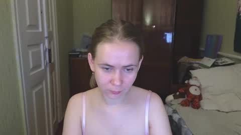 Riley Roo online show from March 12, 6:53 pm