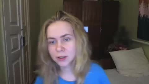 Riley Roo online show from January 27, 6:20 pm