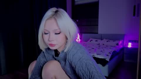 rileymee online show from November 16, 1:18 am