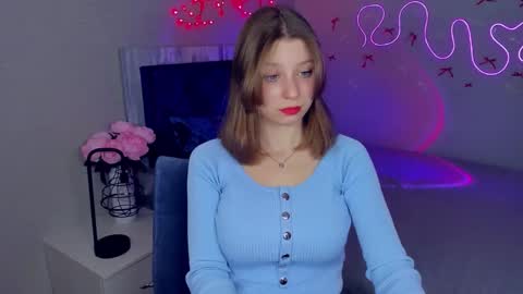 rinacake online show from December 14, 3:40 pm