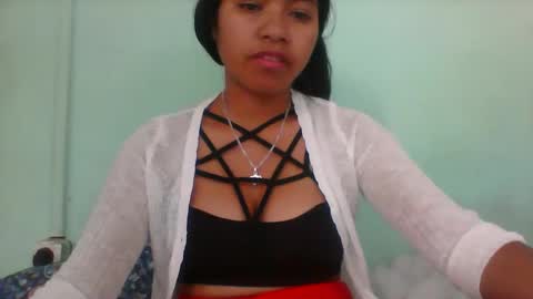 Snapshot of rinah856024 chatting on September 27, 12:34 pm rinah856024 online show from September 27, 12:34 pm