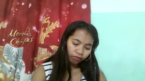 Snapshot of rinah856024 chatting on February 23, 3:34 pm rinah856024 online show from February 23, 3:34 pm