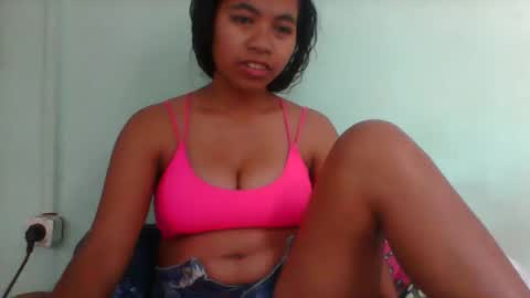 Snapshot of rinah856024 chatting on October 11, 7:27 pm rinah856024 online show from October 11, 7:27 pm