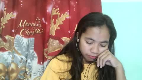 Snapshot of rinah856024 chatting on March 10, 4:14 pm rinah856024 online show from March 10, 4:14 pm