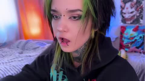   DianaBrite            fansl y online show from April 12, 1:58 pm