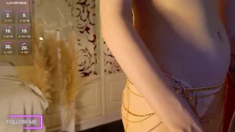 Alice online show from November 14, 3:45 pm