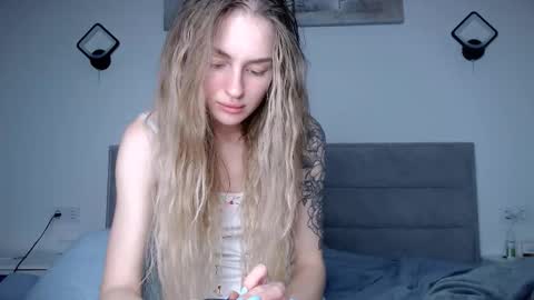 Rita online show from December 3, 8:33 pm