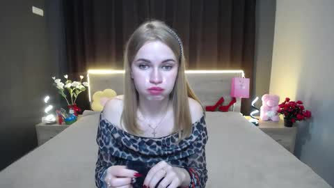 ritakiskis online show from November 3, 8:57 pm