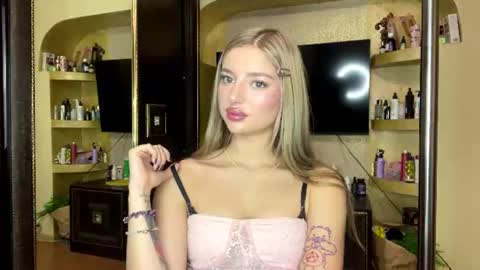 Stacy online show from July 12, 11:33 am