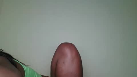 rochellinah online show from April 26, 1:42 pm