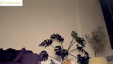 Valery Roldans online show from March 8, 2:10 am