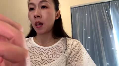 rongrong0329 online show from July 27, 7:27 am