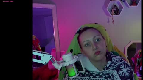 Ropekittenn online show from January 7, 12:45 am