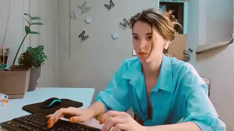 rosa843850 online show from February 13, 6:38 pm