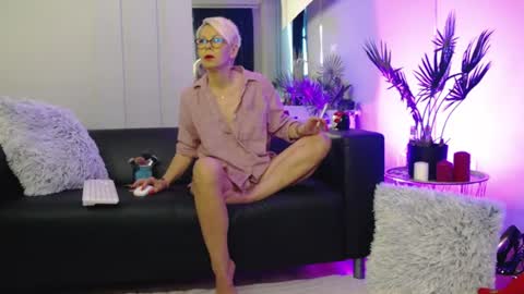Rose online show from July 5, 4:40 am