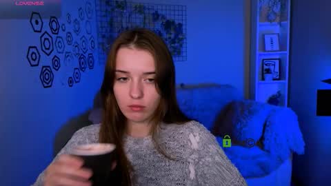 rosalie_liu online show from November 26, 2:07 pm