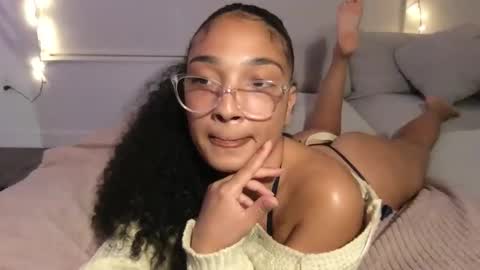 Rosalina online show from April 8, 4:47 am