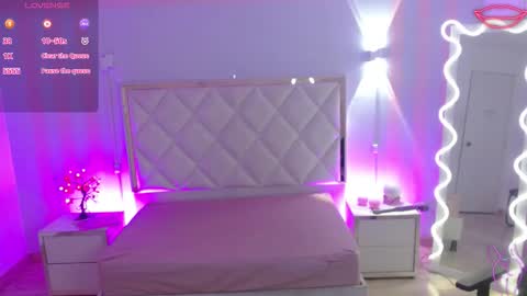 ROSALIN online show from March 19, 11:36 am