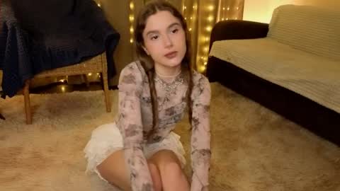 Kylie online show from April 10, 5:41 pm