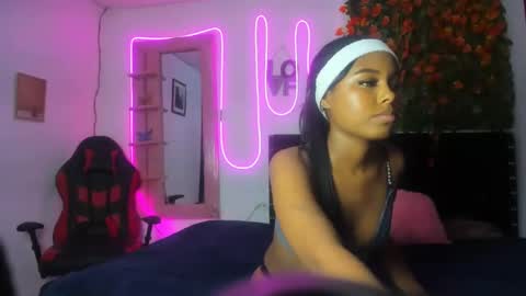 Snapshot of rosasexi_09 chatting on October 16, 4:59 am rosasexi_09 online show from October 16, 4:59 am