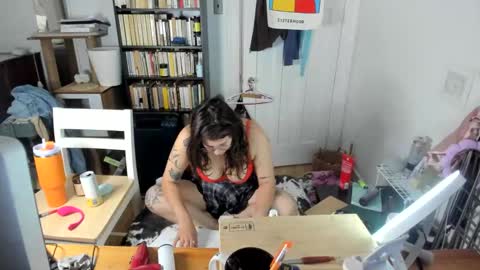 rose257044 online show from October 19, 5:37 pm