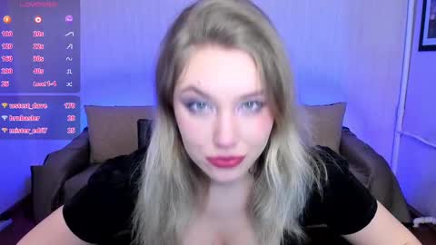 Snapshot of rose_brooks chatting on February 12, 8:50 pm Rose but u can call me princess online show from February 12, 8:50 pm