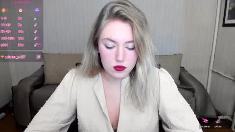 Snapshot of rose_brooks chatting on February 10, 9:04 pm Rose but u can call me princess online show from February 10, 9:04 pm