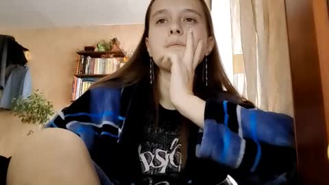 Sophie online show from December 15, 5:34 am