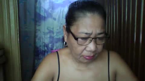 rosebelle66 online show from December 18, 7:46 am