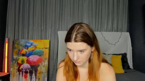 Snapshot of roseblanche2k chatting on February 9, 10:43 pm Florin online show from February 9, 10:43 pm