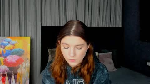 Snapshot of roseblanche2k chatting on December 15, 11:20 pm Florin online show from December 15, 11:20 pm