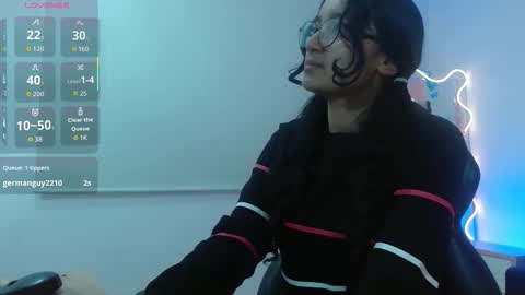 rosee_tay1 online show from November 14, 12:27 pm