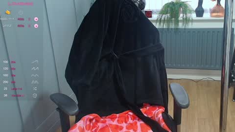 Snapshot of rosekate97 chatting on February 5, 9:04 am rose97 online show from February 5, 9:04 am