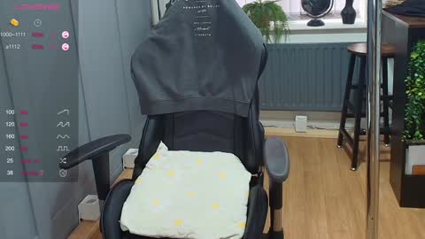 Snapshot of rosekate97 chatting on January 8, 9:21 am rose97 online show from January 8, 9:21 am