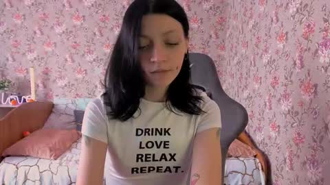 Lola online show from November 15, 4:46 am